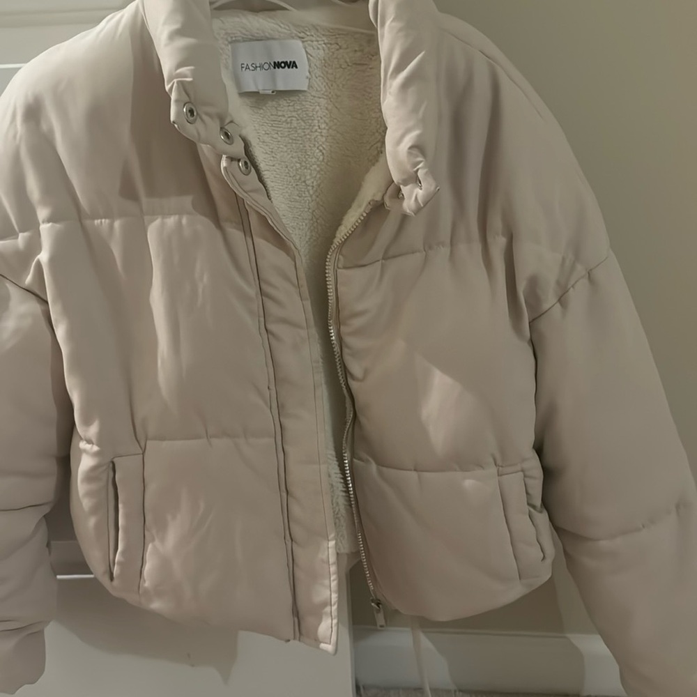 Fashion nova puffer jacket
